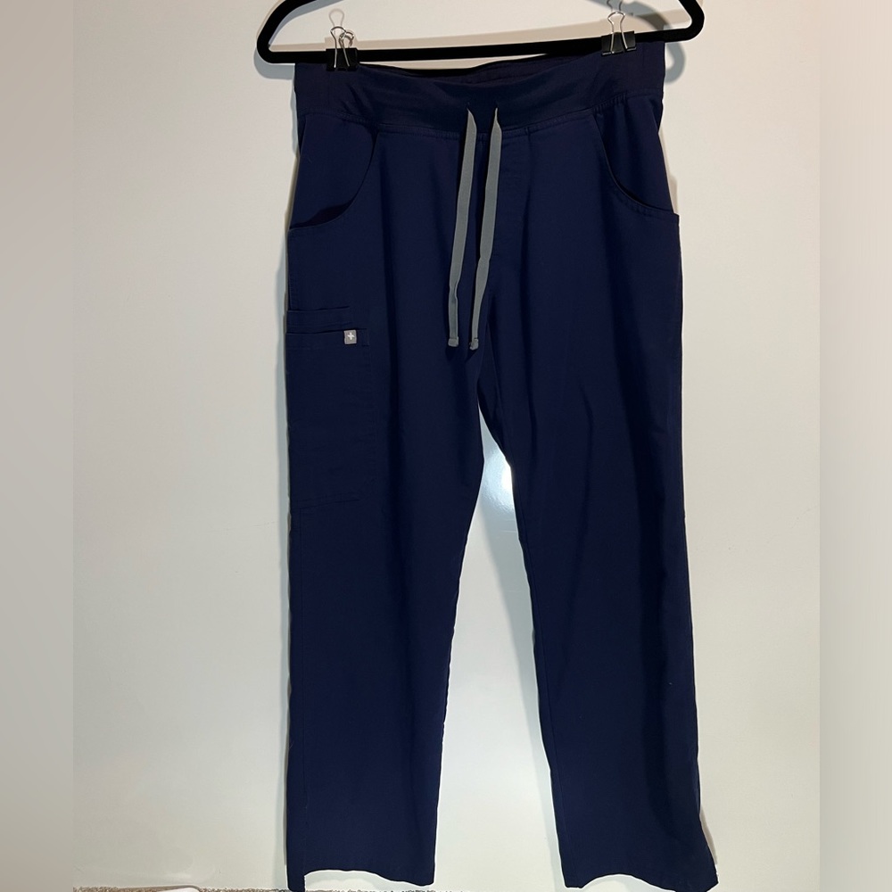 FIGS Kade Cargo Scrub Pant Navy